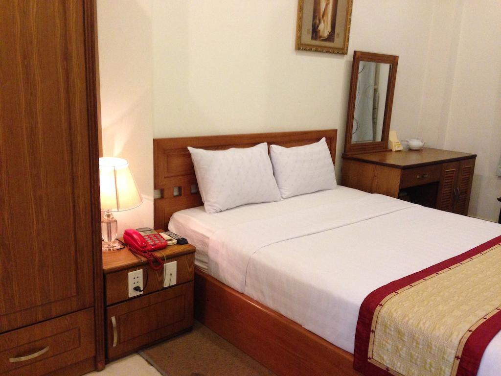 Nam Son Hotel Ho-Chi-Minh-Stadt Zimmer foto